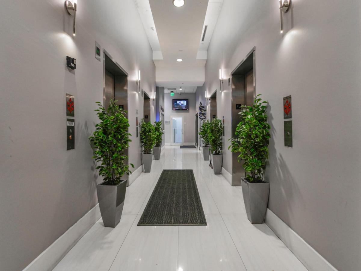 Beautiful Apartment In The Heart Of Brickell Маями Екстериор снимка